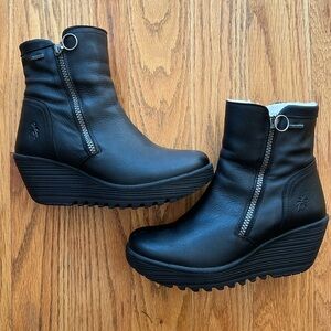 Fly London Black leather, short, wedge boots. Like new!! Size 8